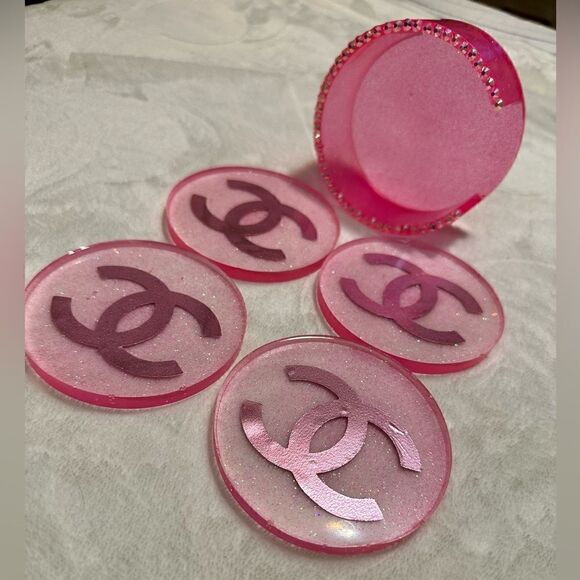 Pink Glitter Resin Coasters / Circle Shapes Handmade Resin. Ch= Monogr… - Picture 7 of 17
